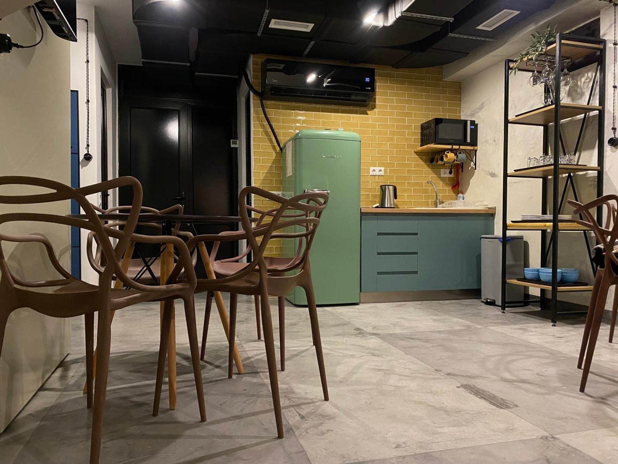 Хостел Dorm Кутаиси Экстерьер фото