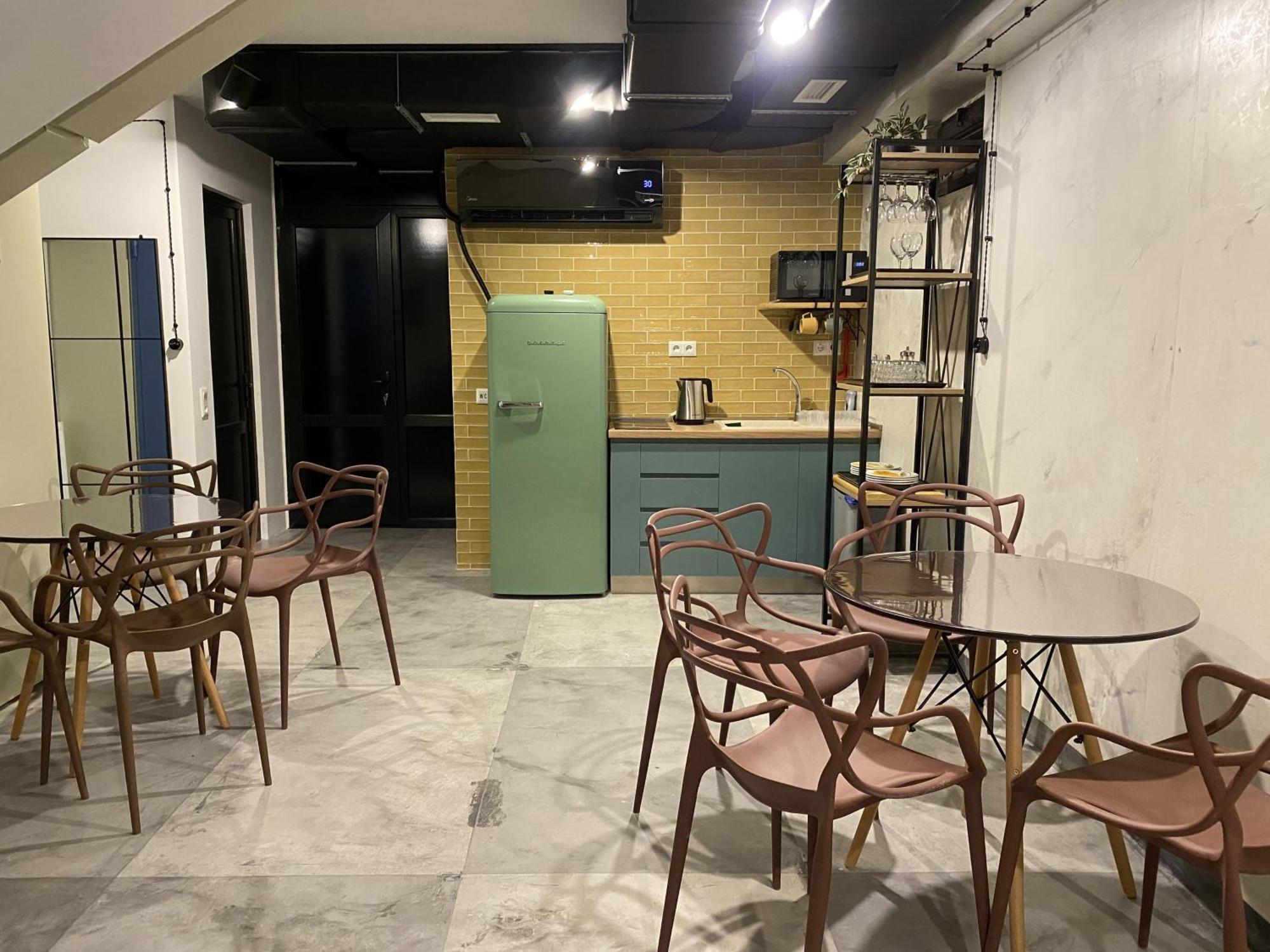 Хостел Dorm Кутаиси Экстерьер фото