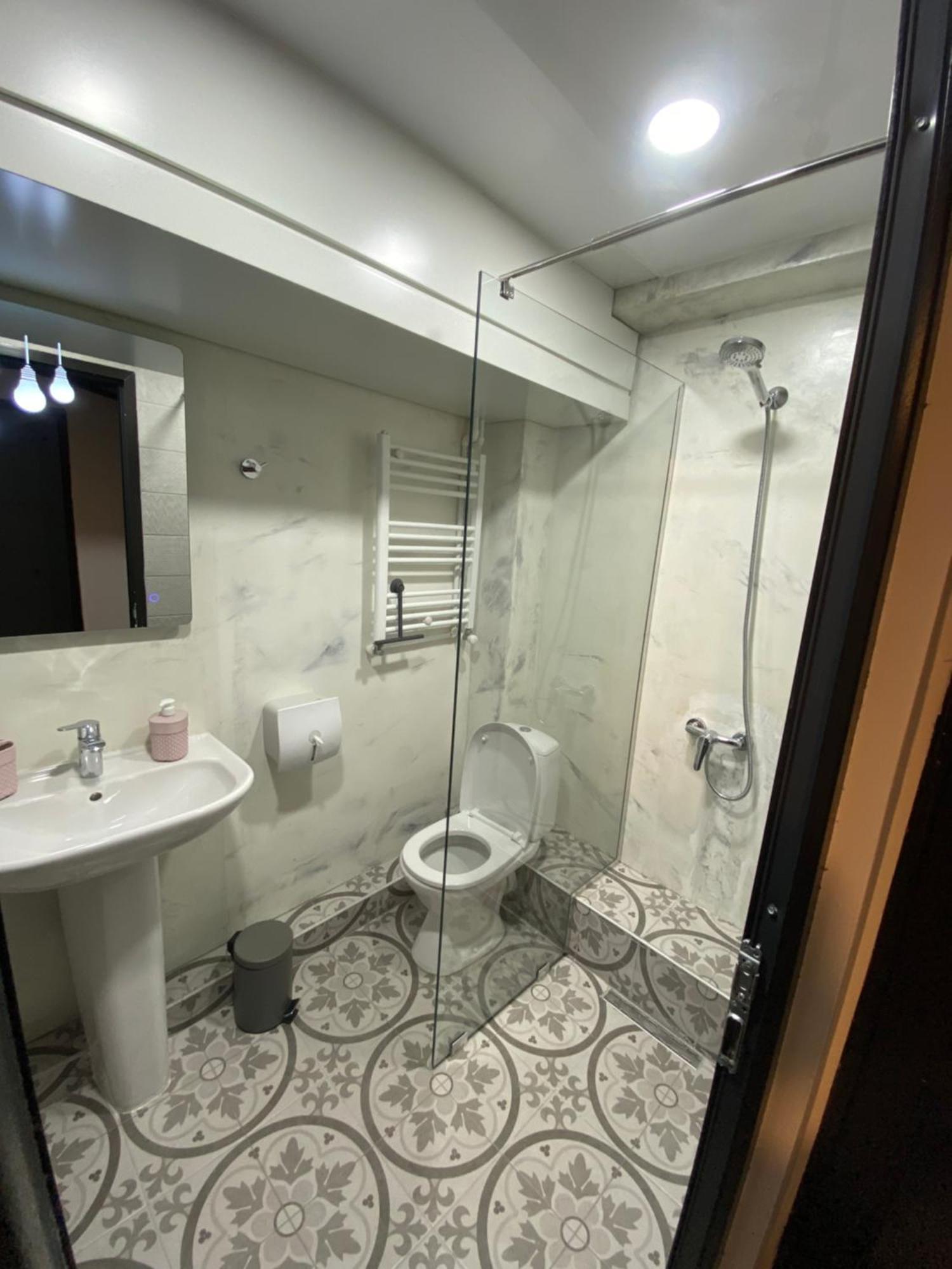 Хостел Dorm Кутаиси Экстерьер фото